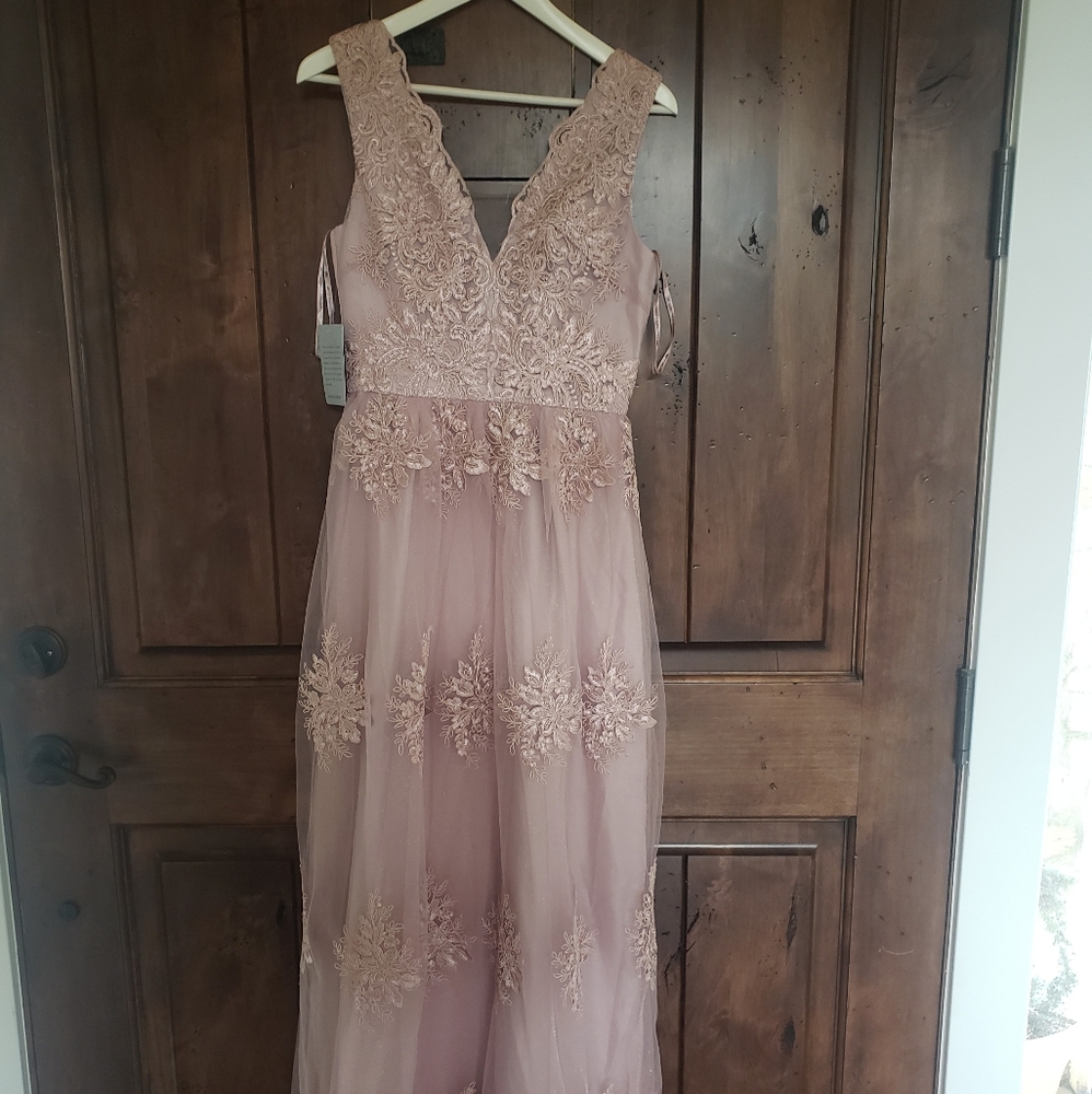 NEW Long Formal Dress for prom or weddings